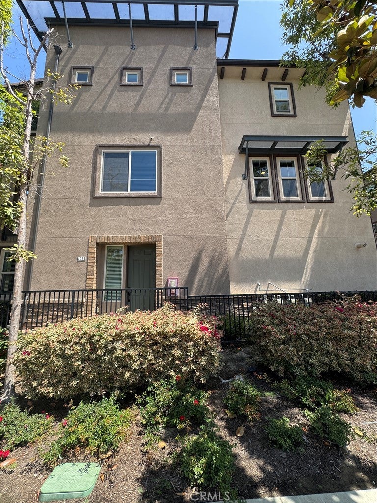 1391 Clementine Way