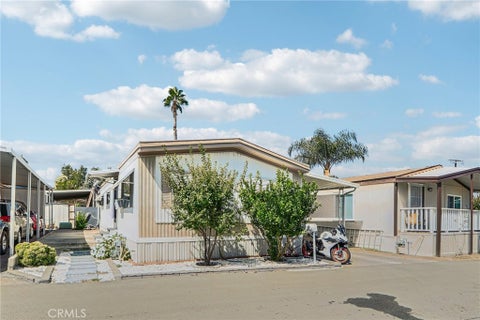 Photo of 6545 Wilbur Avenue #86, Reseda, CA 91335 (MLS # SR26203860)