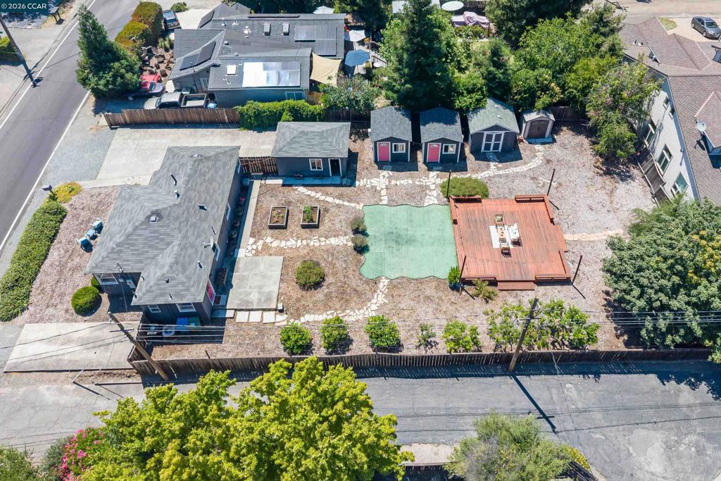 1616 2nd Ave