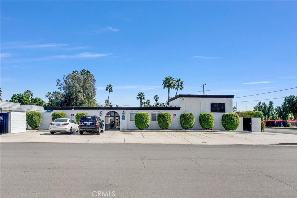 1900 E Baristo Road