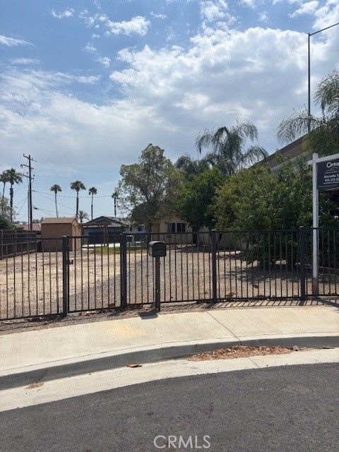 Photo of 111 N Victoria Avenue, Corona, CA 92879 (MLS # IG25163944)