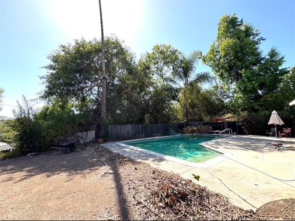 1505 N Highland