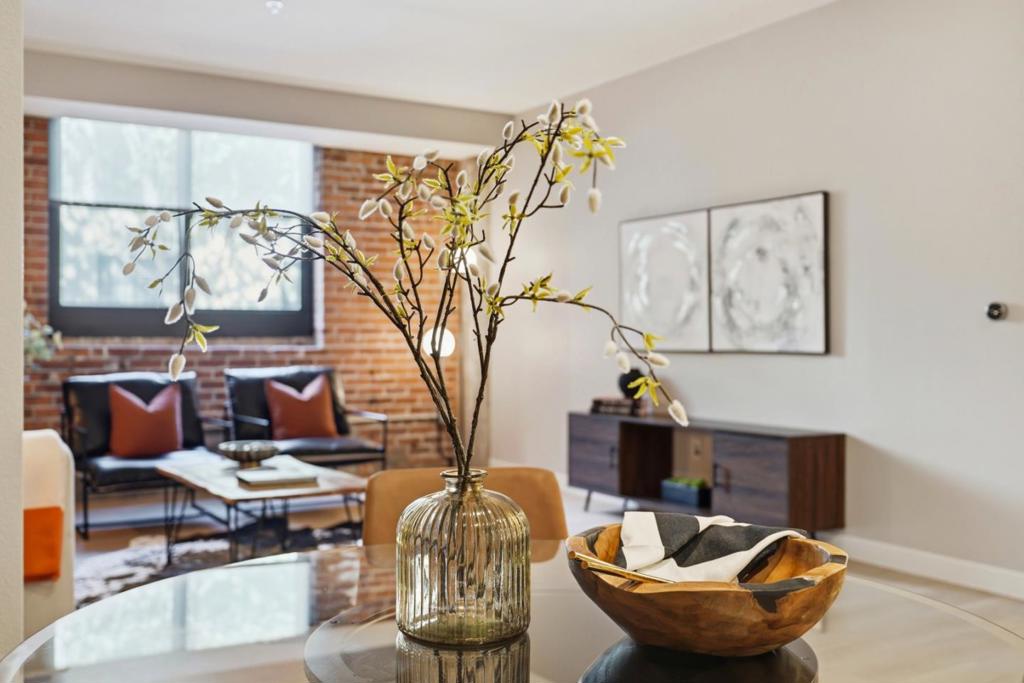 88 Bush Street 1101