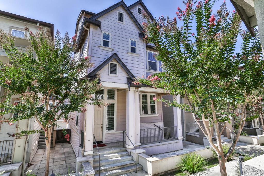 Beautiful single family home within desirable neighborhood in North San Jose. Near future Berryessa BART Station. Located in cul-de-sac with an alley turnaround. Spacious floor plan with 3 bedrooms, 3.5 bathrooms and den/office. Includes big loft/game room on the top story with full bath and expansive city & sunset views. New interior wall paint. Double pane windows with Hunter Douglas blinds. Cozy family room with surround sound speaker system. Kitchen features maple cabinets, island, stainless steel appliances, and granite countertop. Master bedroom with walk-in closet. Dual-zone AC and heater. Spacious 2 side-by-side parking garage with storage space. Easy access to Light Rail, Highways 680/101/880 and San Jose Airport. Close to shops, groceries, restaurants and Penitencia Creek County Park.