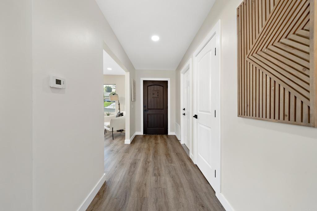 8167 Bridal Path Cir