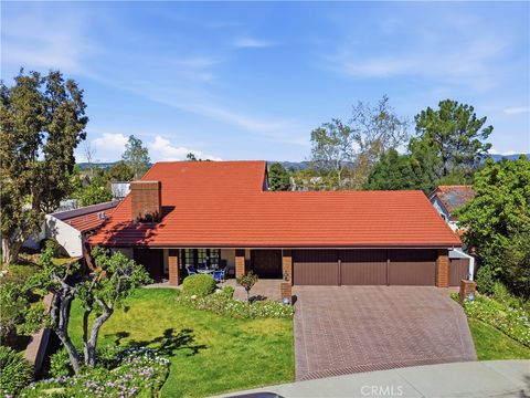 Photo of 23139 Park Contessa, Calabasas, CA 91302 (MLS # IN26051269)