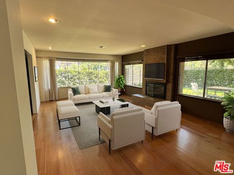 Photo of 5029 Westpark Dr Drive, Valley Village, CA 91601 (MLS # 25573287) Photo of 5029 Westpark Dr Drive, Valley Village, CA 91601 (MLS # 25573287)