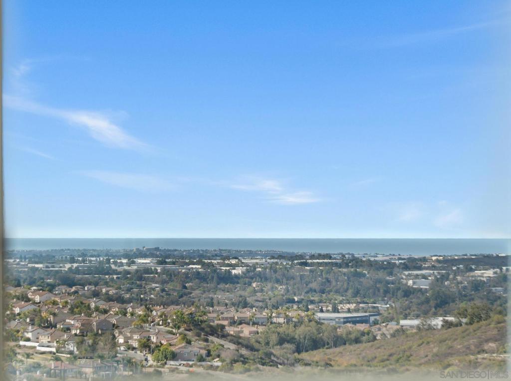 951 Visalia Pl