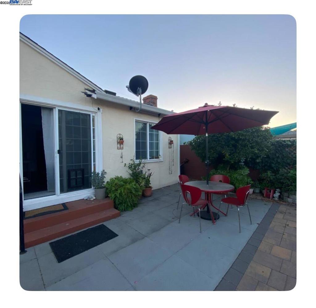 SAN LEANDRO BRDR - Residential