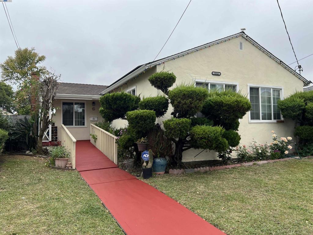 SAN LEANDRO BRDR - Residential