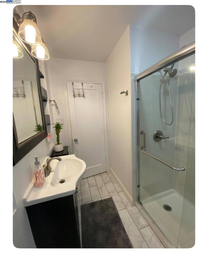 SAN LEANDRO BRDR - Residential