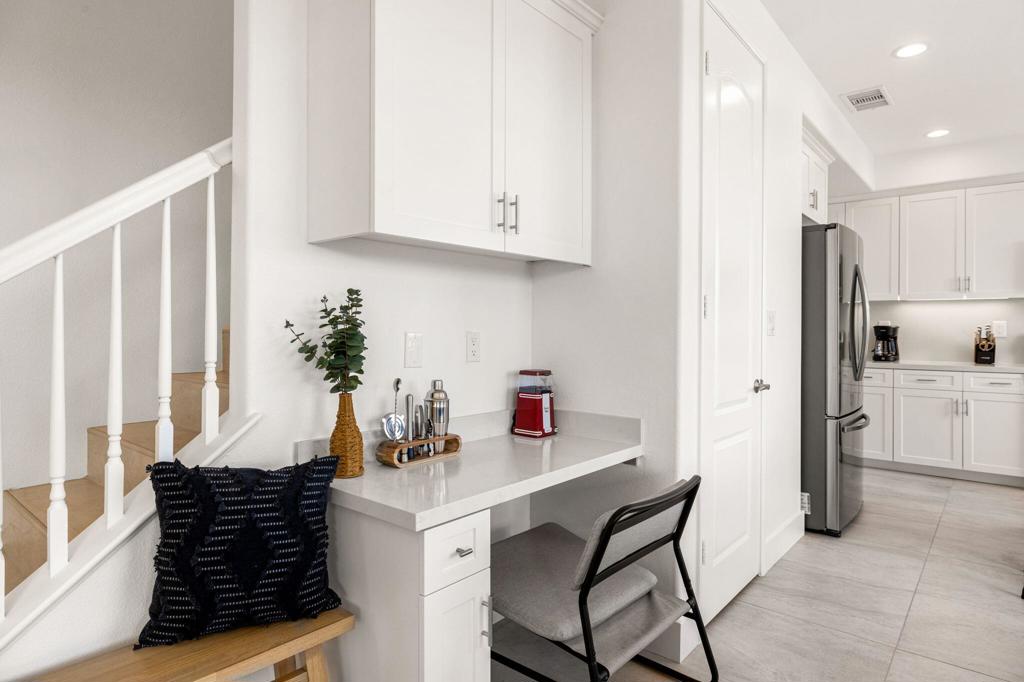 Anastacia - Residential