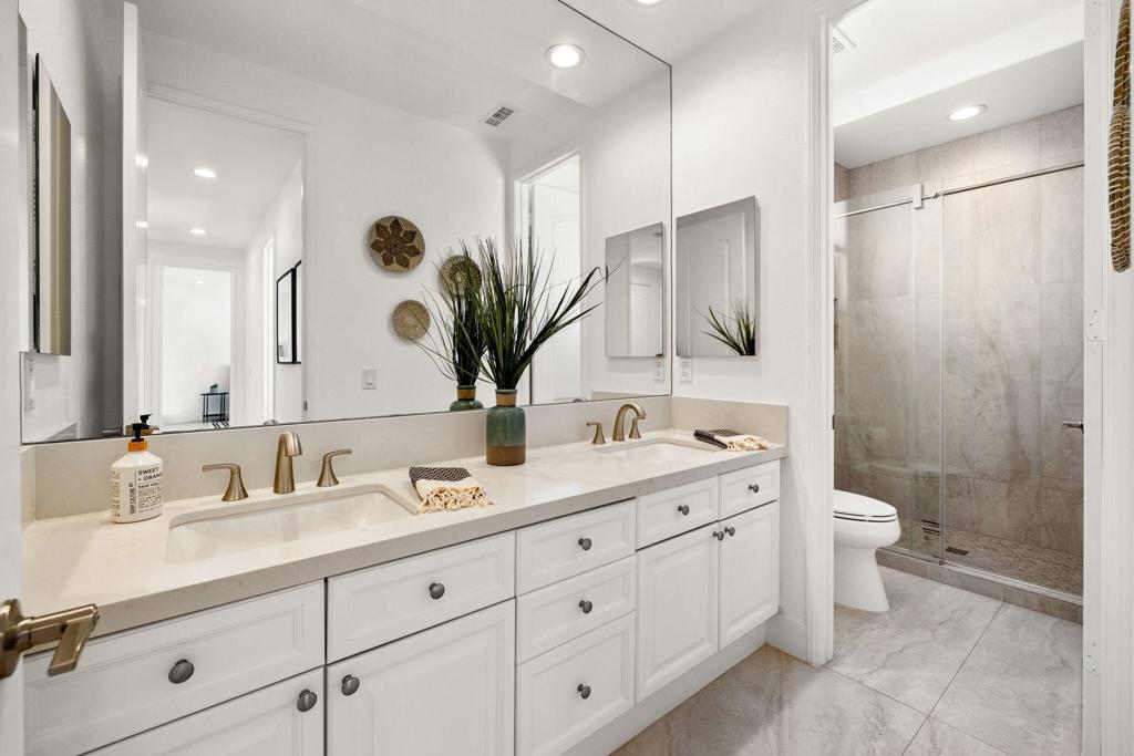 Anastacia - Residential