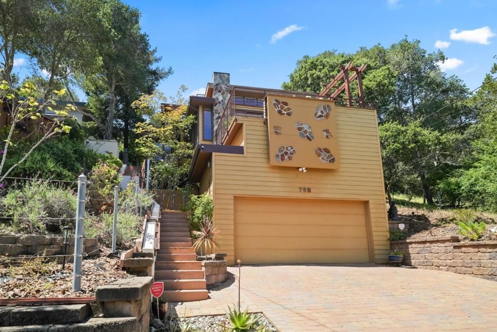 Photo of Belmont, CA 94002 (MLS # ML82045611)