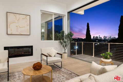 Photo of 2311 Cove Avenue, Los Angeles, CA 90039 (MLS # 26870715)