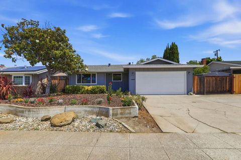 Photo of 5614 Drysdale Drive, San Jose, CA 95124 (MLS # ML82047183)