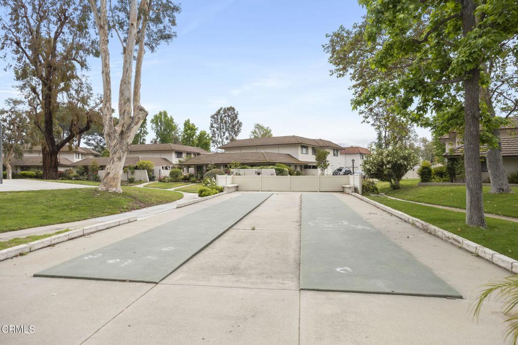 Village Green-725 - Residential