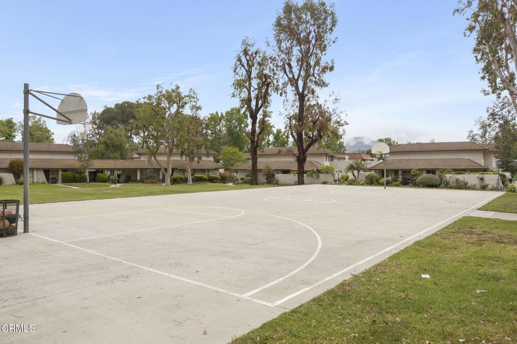 Village Green-725 - Residential