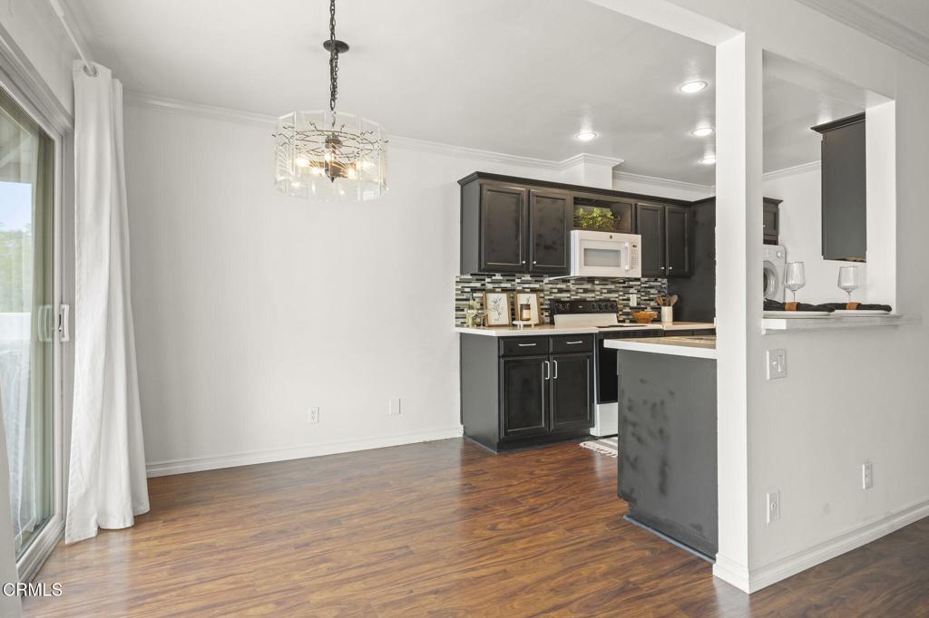 Village Green-725 - Residential