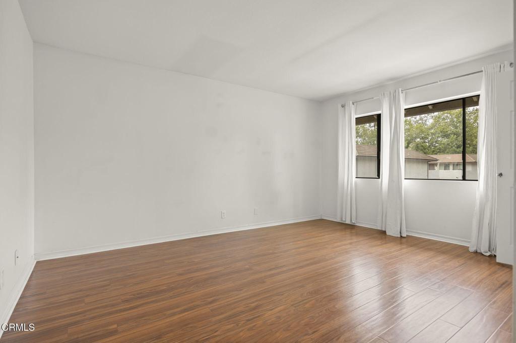 Village Green-725 - Residential