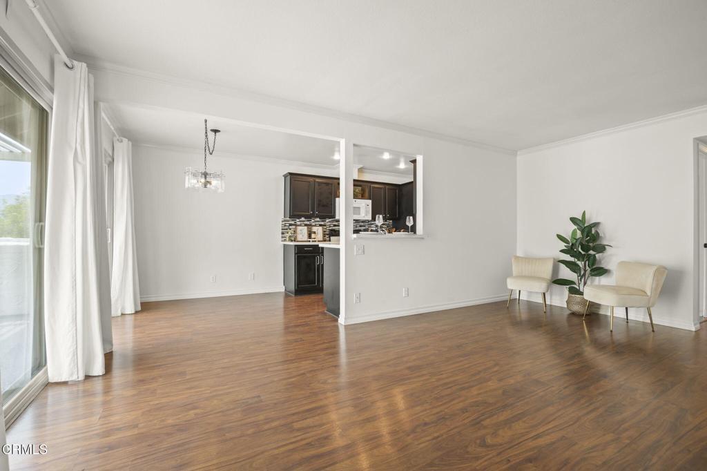 Village Green-725 - Residential