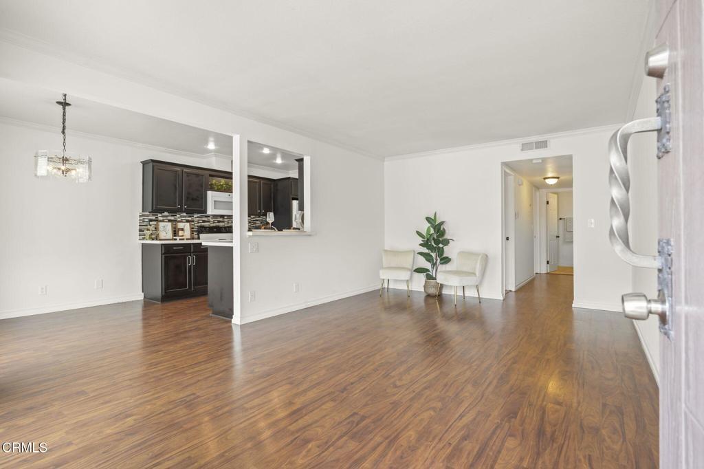 Village Green-725 - Residential