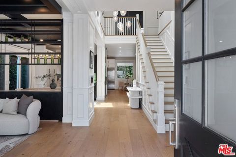 18057 Valley Vista Boulevard Encino CA 91316