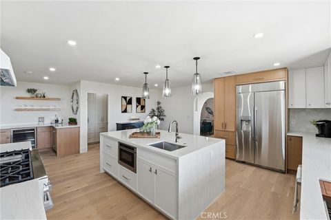 2532 E Vista Drive Upland CA 91784