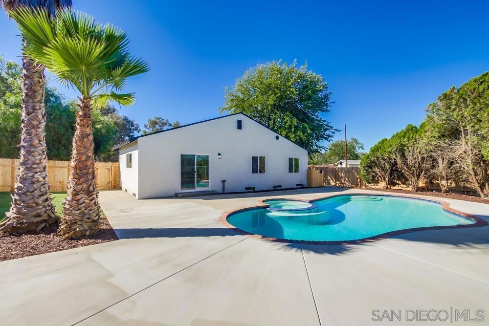 Ramona - Residential