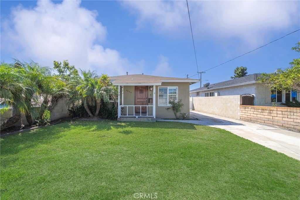 4644 W 154th