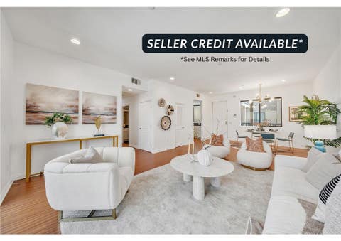 Photo of 230 S Jackson ST #206, Glendale, CA 91205 (MLS # CV26113970)