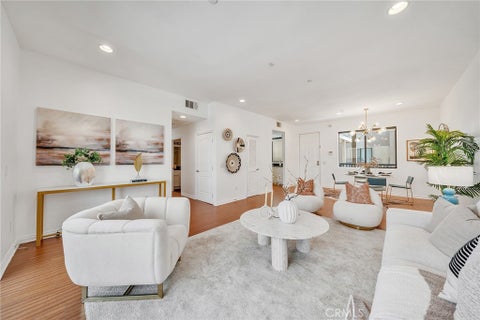 Photo of 230 S Jackson ST #206, Glendale, CA 91205 (MLS # CV26113970)
