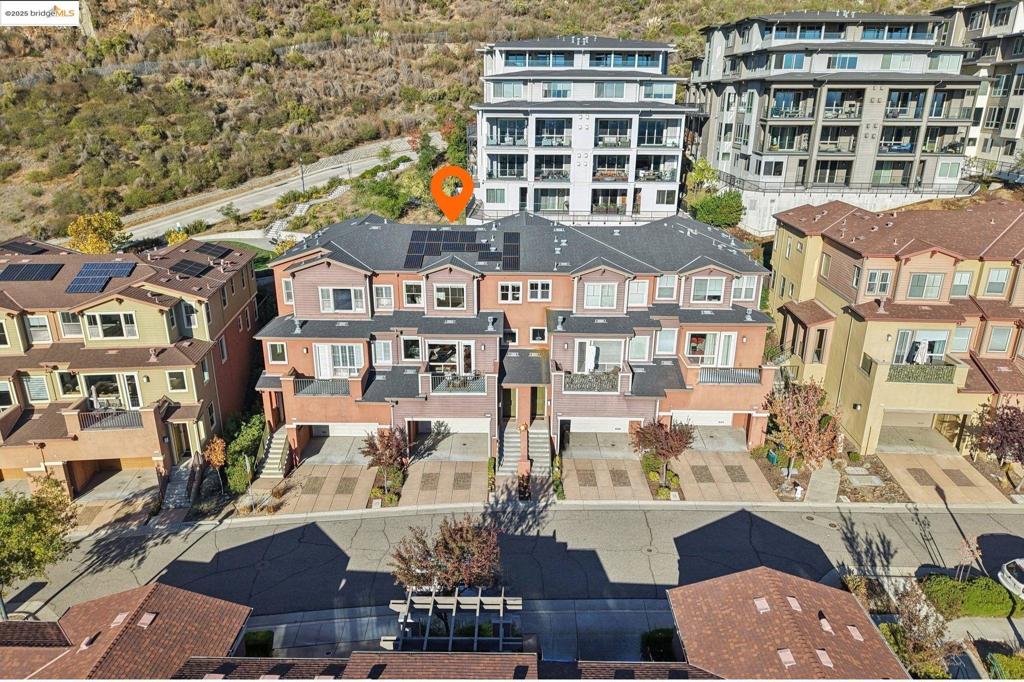 OAKLAND HILLS - Residential