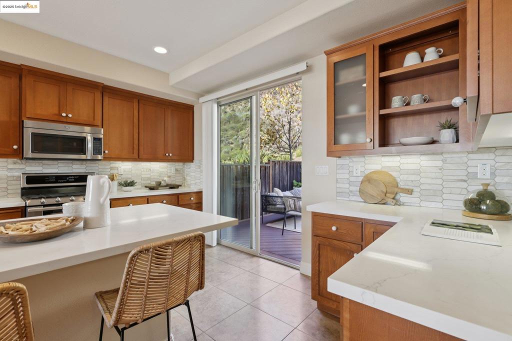 OAKLAND HILLS - Residential