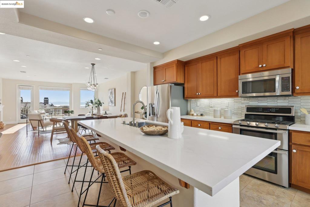 OAKLAND HILLS - Residential