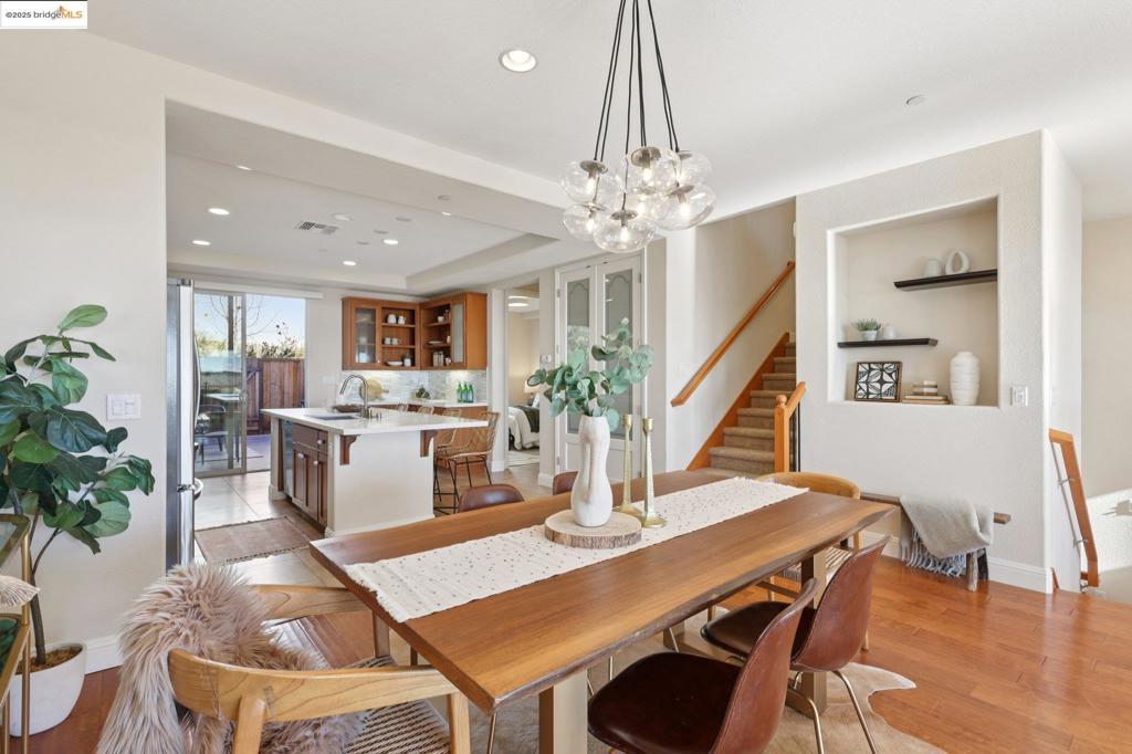 OAKLAND HILLS - Residential