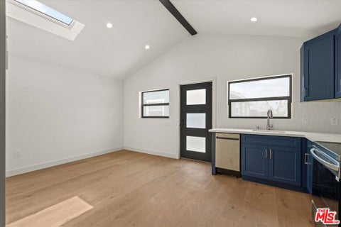 Photo of 3792 1/2 Van Ness Avenue, Los Angeles, CA 90018 (MLS # 26859459)