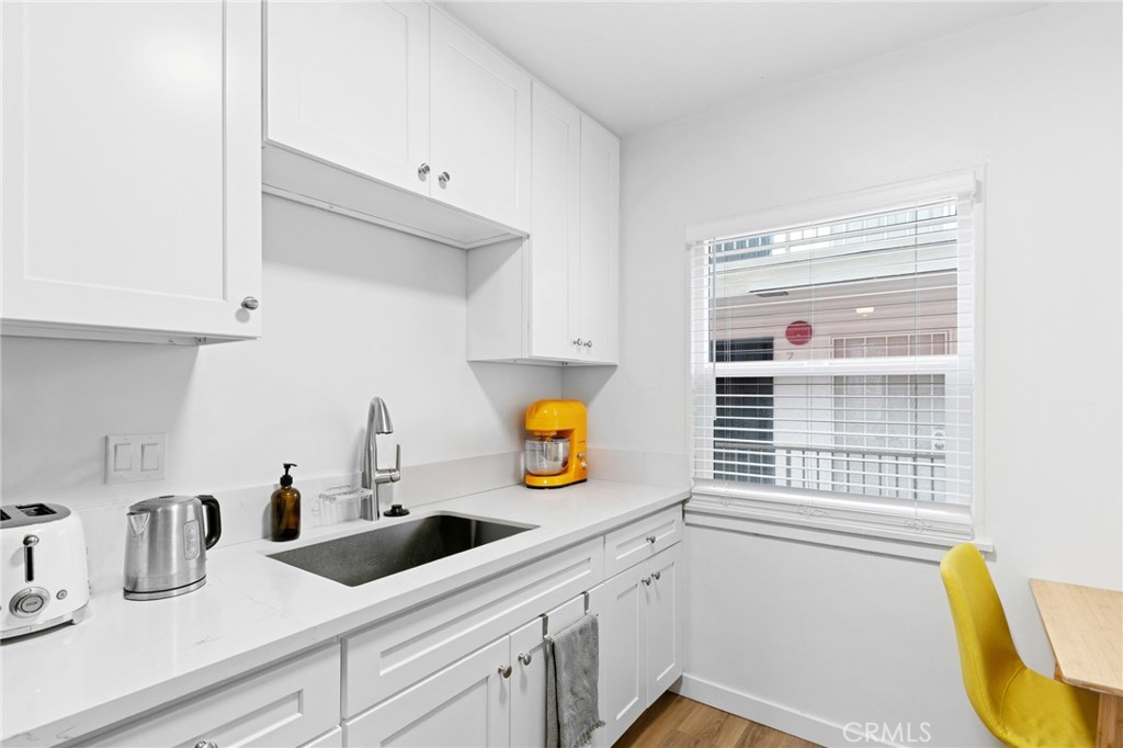 Downtown (DT) - Residential Income