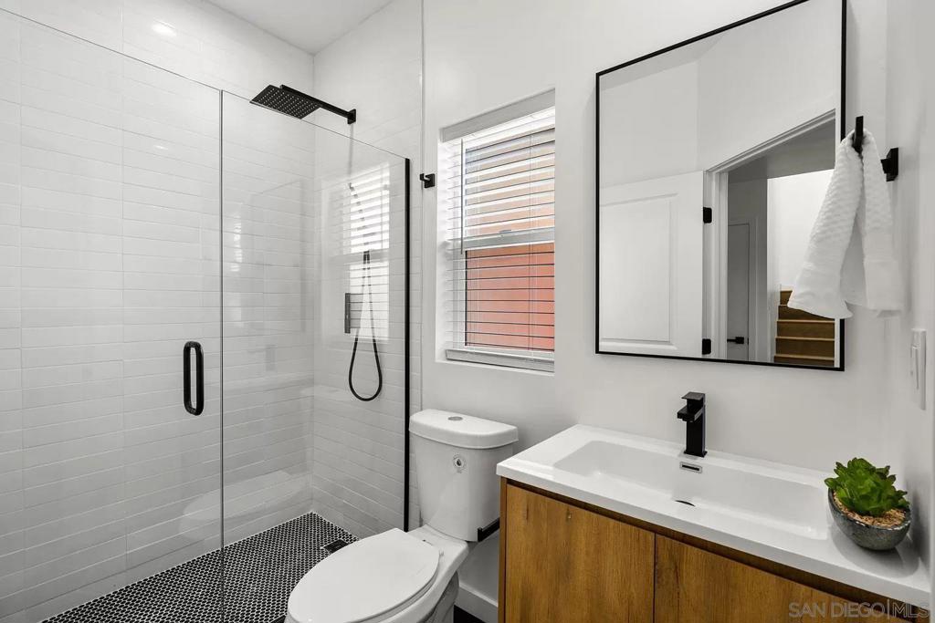 Clairemont - Residential Income