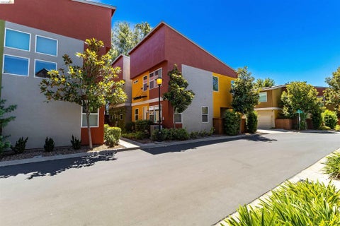 Photo of 830 Brass Ct CT, West Sacramento, CA 95691 (MLS # 41143341)