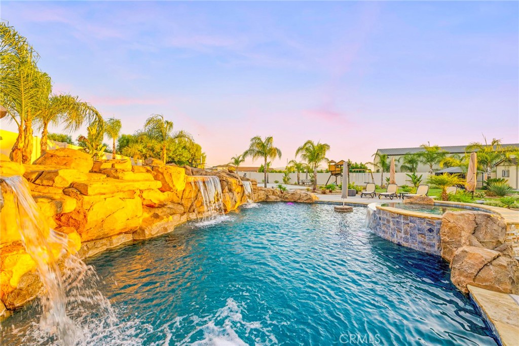 Riverside, California, 92504, United States, 6 Bedrooms Bedrooms, ,4 BathroomsBathrooms,Residential,Active,2028544