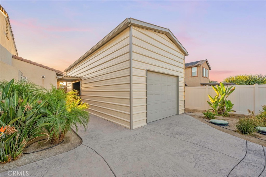 Riverside, California, 92504, United States, 6 Bedrooms Bedrooms, ,4 BathroomsBathrooms,Residential,Active,2028544