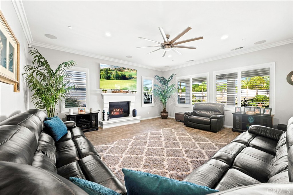 Riverside, California, 92504, United States, 6 Bedrooms Bedrooms, ,4 BathroomsBathrooms,Residential,Active,2028544