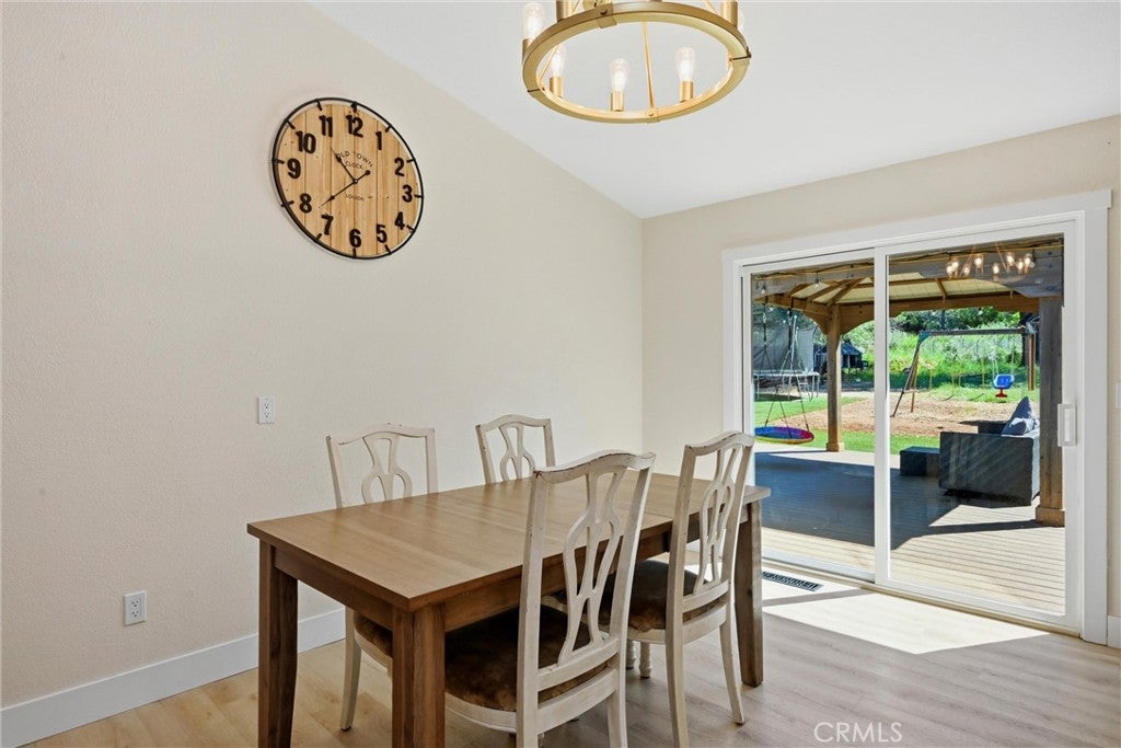 16906 Greenridge