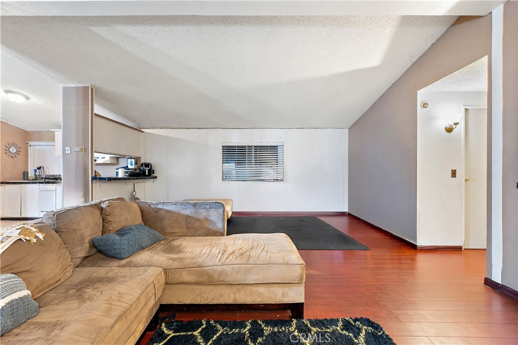 1051 Site 251