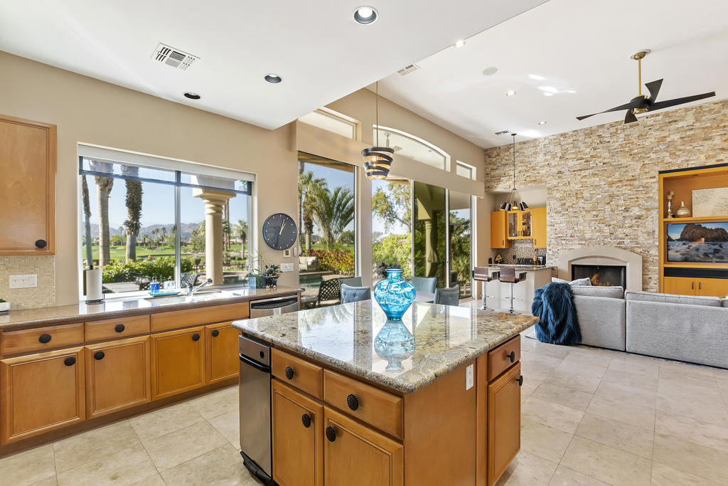 Rancho La Quinta CC - Residential Lease