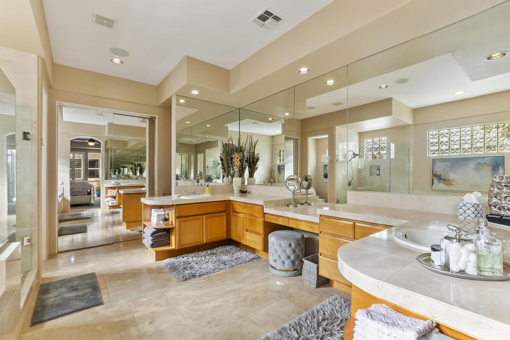 Rancho La Quinta CC - Residential Lease