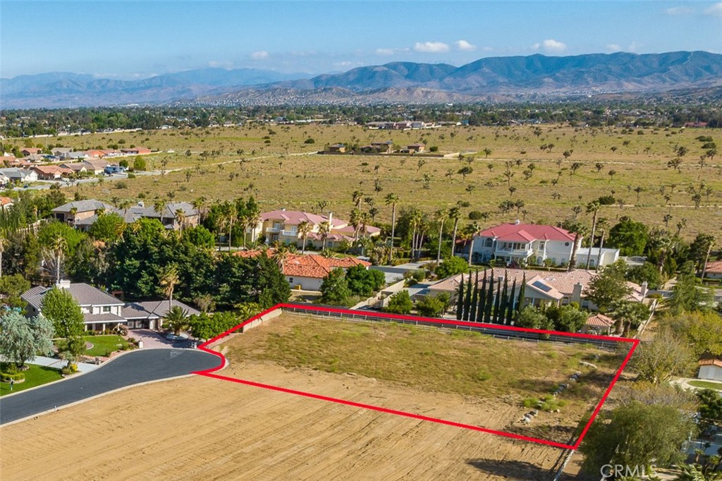 41903 Loma Vista