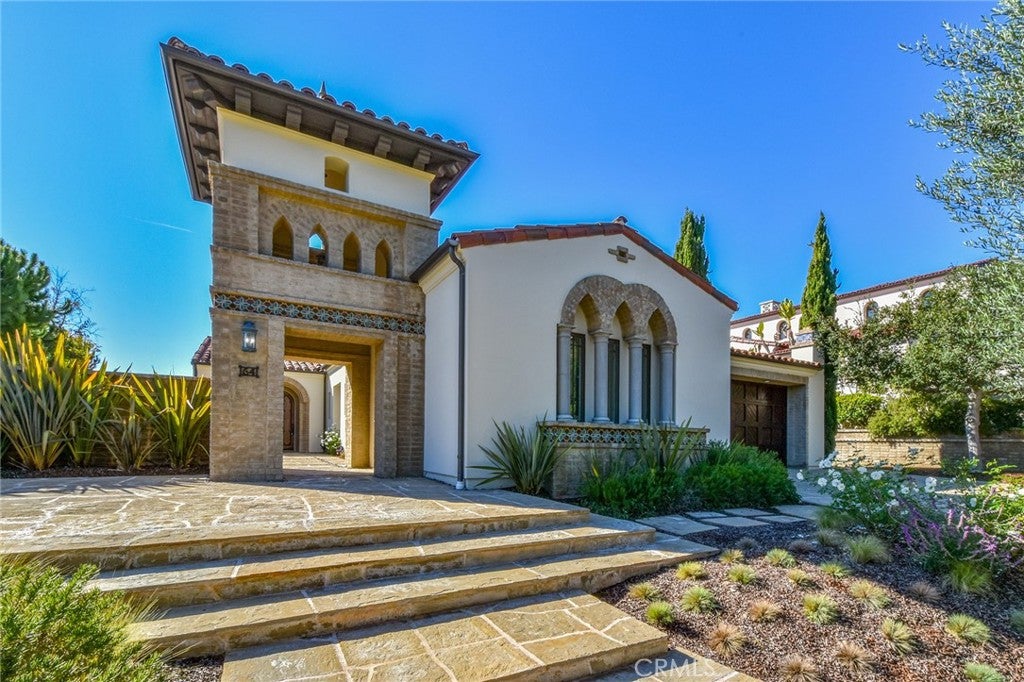 64 Archipelago Drive