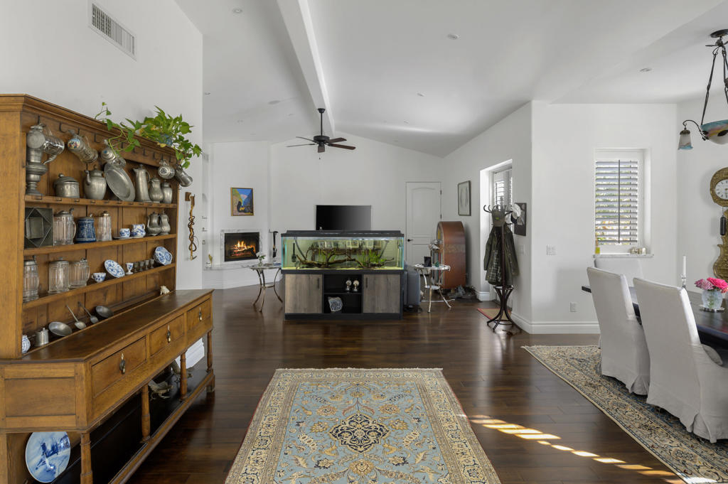 Vista Santa Rosa - Residential